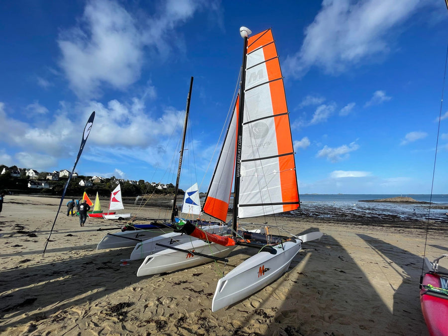 Les astuces pour réduire la traînée et améliorer la vitesse de votre catamaran